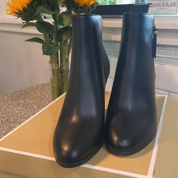 Michael Kors Black and Brown Signature Women's Britt Heeled Ankle Boots - Picture 5 of 7